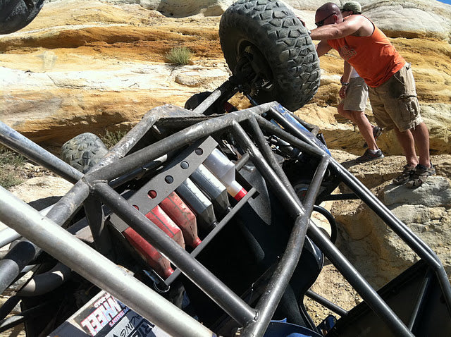 Racing Quart Crate 6 Qts Brake P/S 2 Gallons Artec Industries